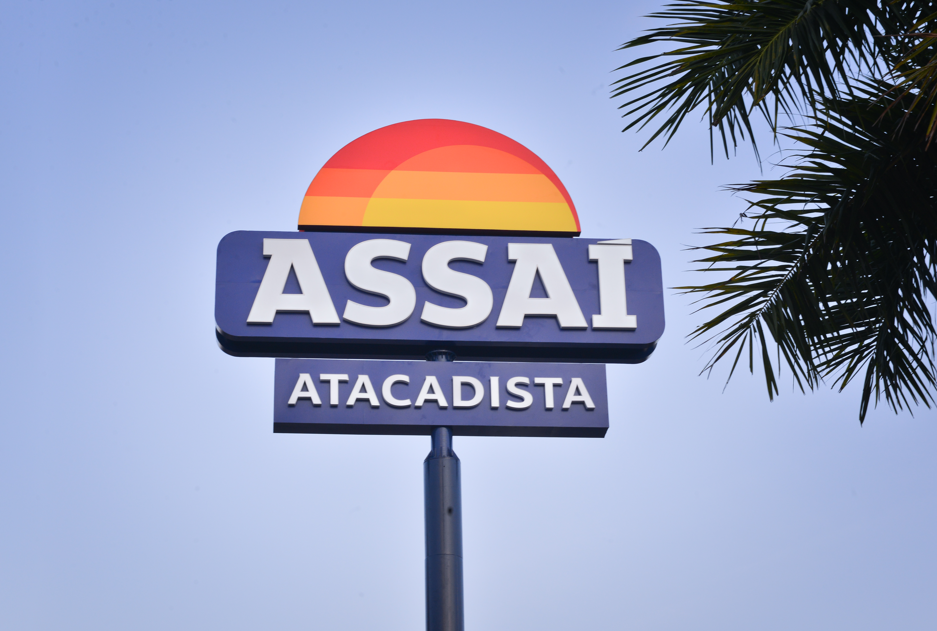 Assaí - Fachada - logo