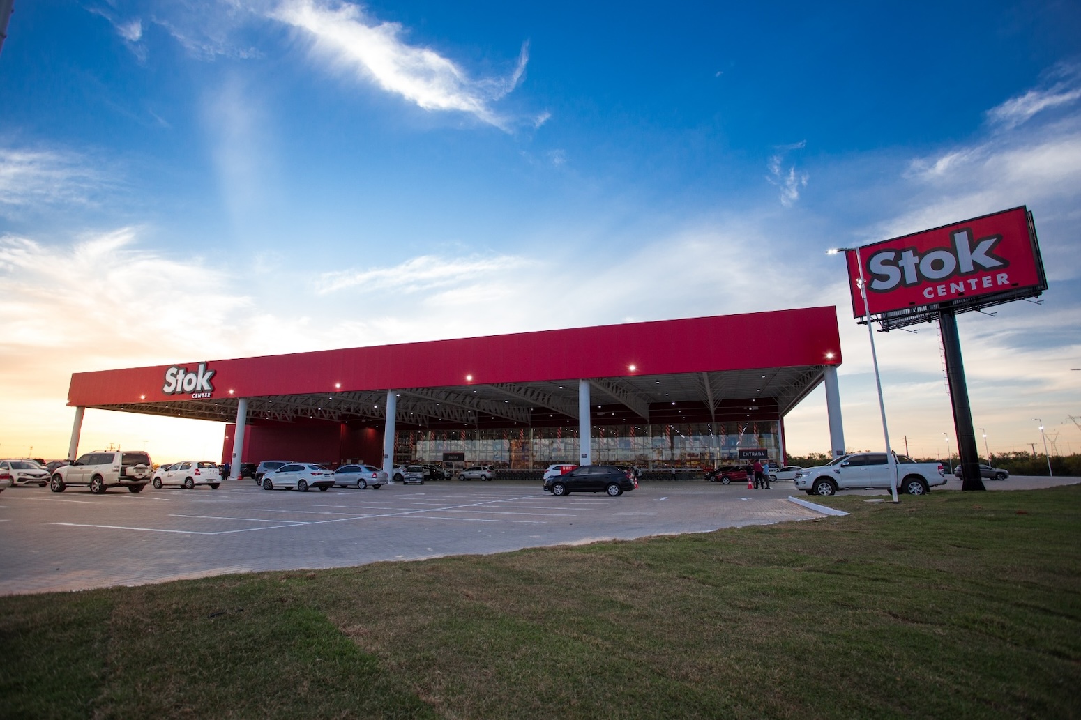 Stock Center Chega A 35 Unidades