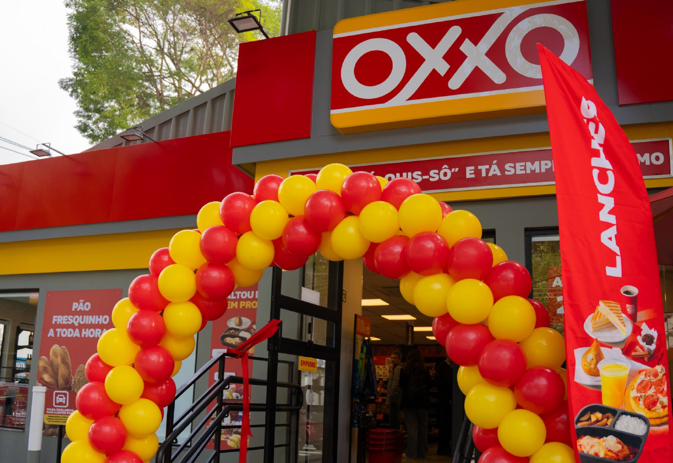 Oxxo - Grupo Nós - Fachada - primeira loja de São José dos Campos