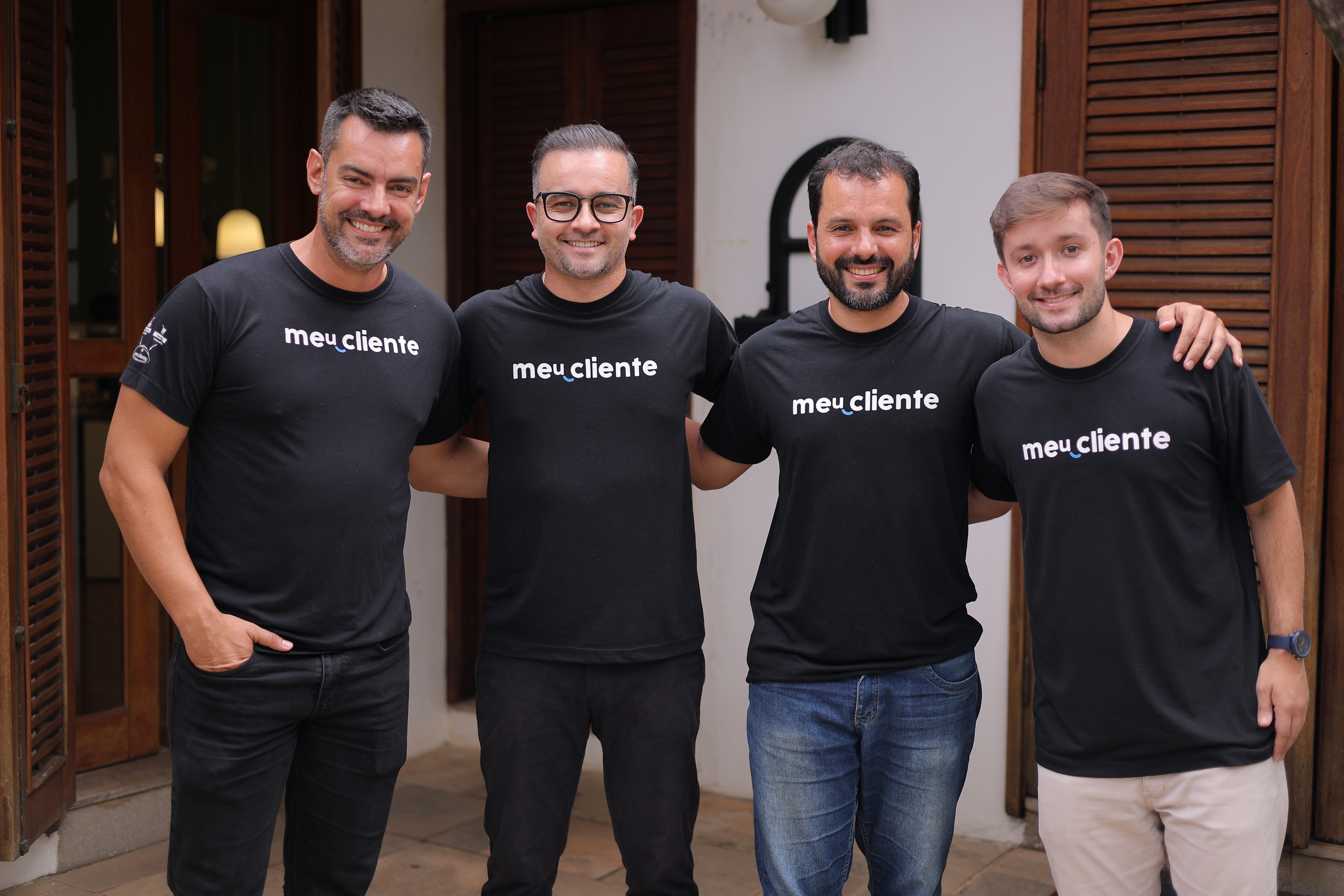 Fundadores da startup Meu Cliente