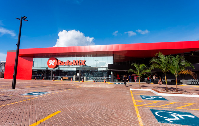 RedeMix vai abrir sua 20ª loja dentro de um Shopping